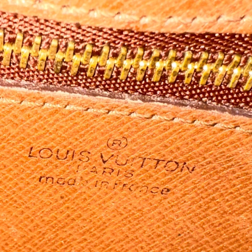 Authentic Louis Vuitton Monogram Clutch converted to Crossbody Bag - Picture 2 of 8
